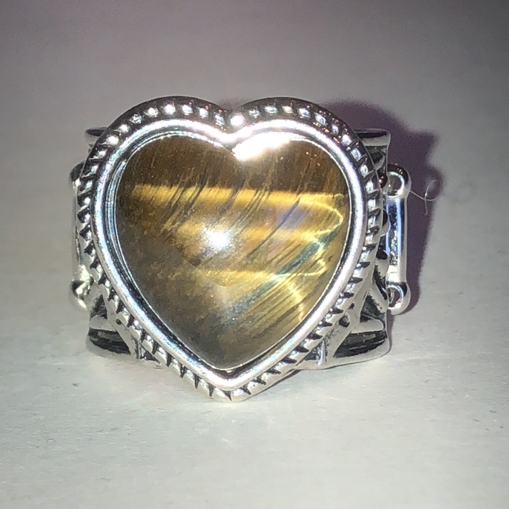 Heart-Shaped Tiger's Eye Ring in Brown and Silver Tone